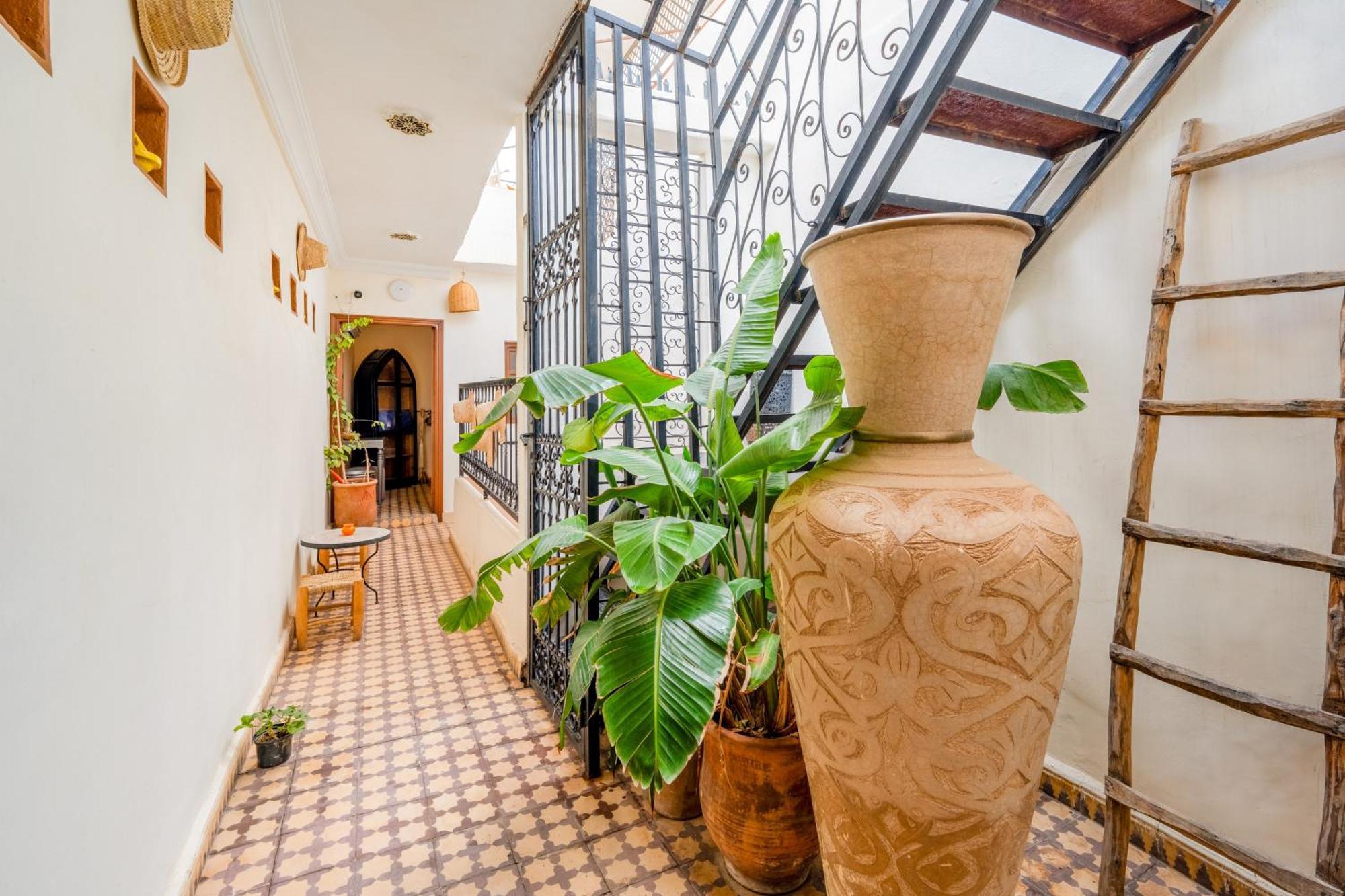 Riad Prive - 5 Minuts From Jamaa Fnaa Square & Souks - Marrakech マラケシュ エクステリア 写真