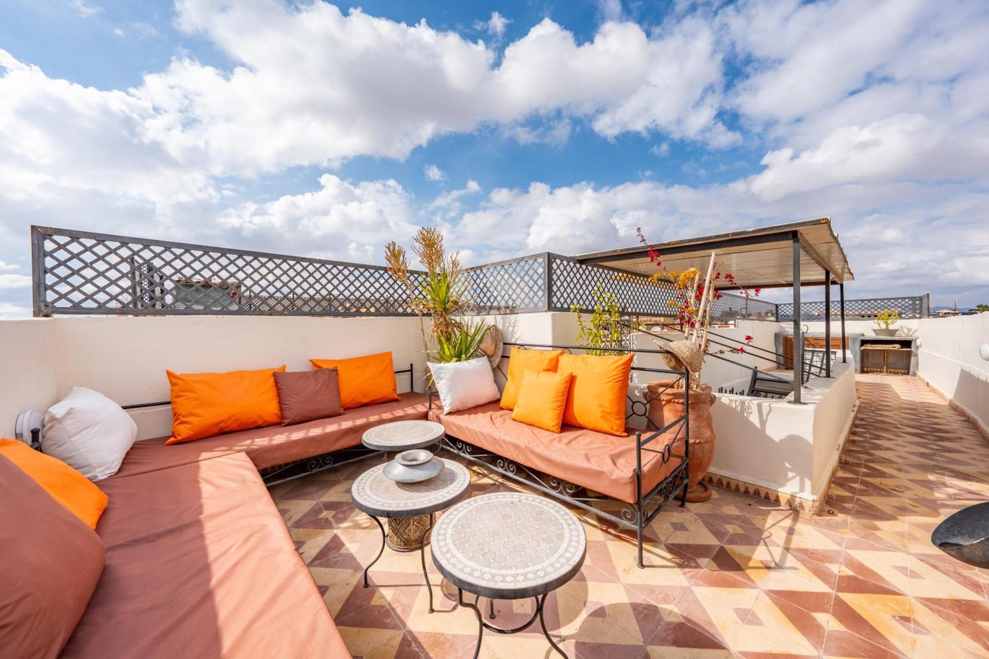 Riad Prive - 5 Minuts From Jamaa Fnaa Square & Souks - Marrakech マラケシュ エクステリア 写真