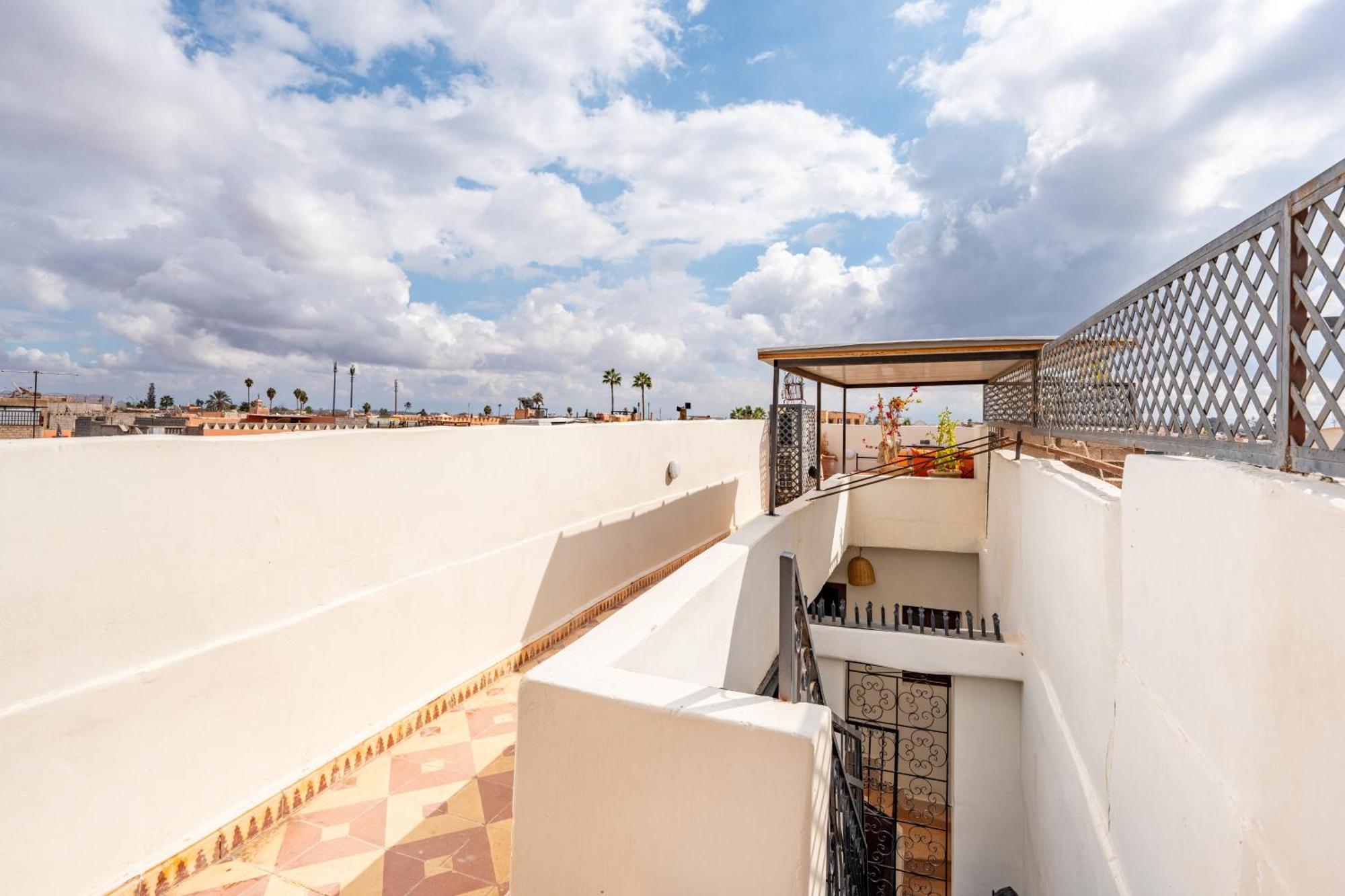 Riad Prive - 5 Minuts From Jamaa Fnaa Square & Souks - Marrakech マラケシュ エクステリア 写真