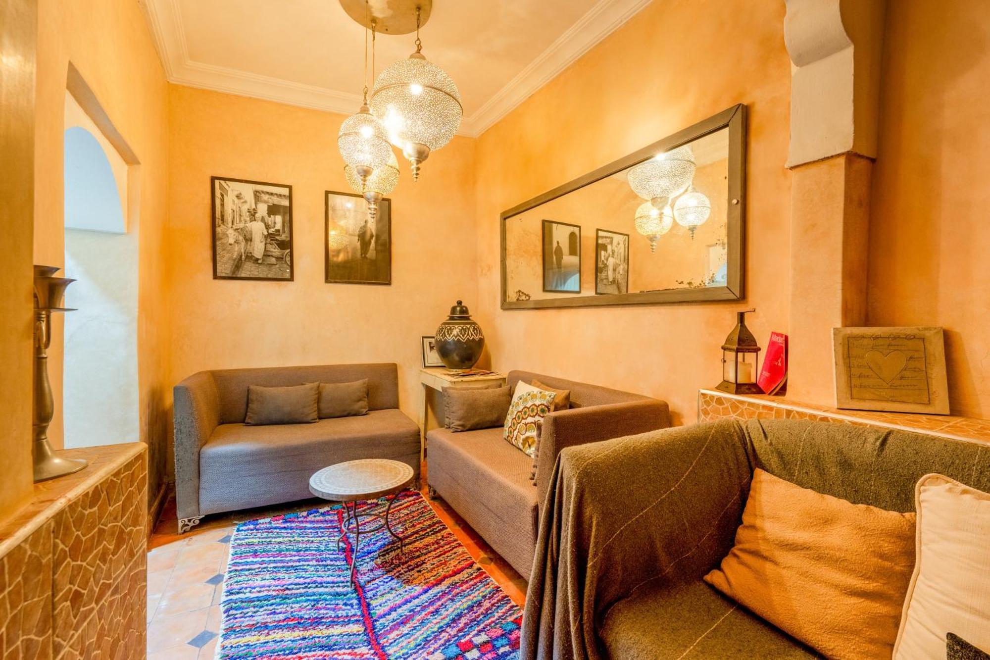 Riad Prive - 5 Minuts From Jamaa Fnaa Square & Souks - Marrakech マラケシュ エクステリア 写真