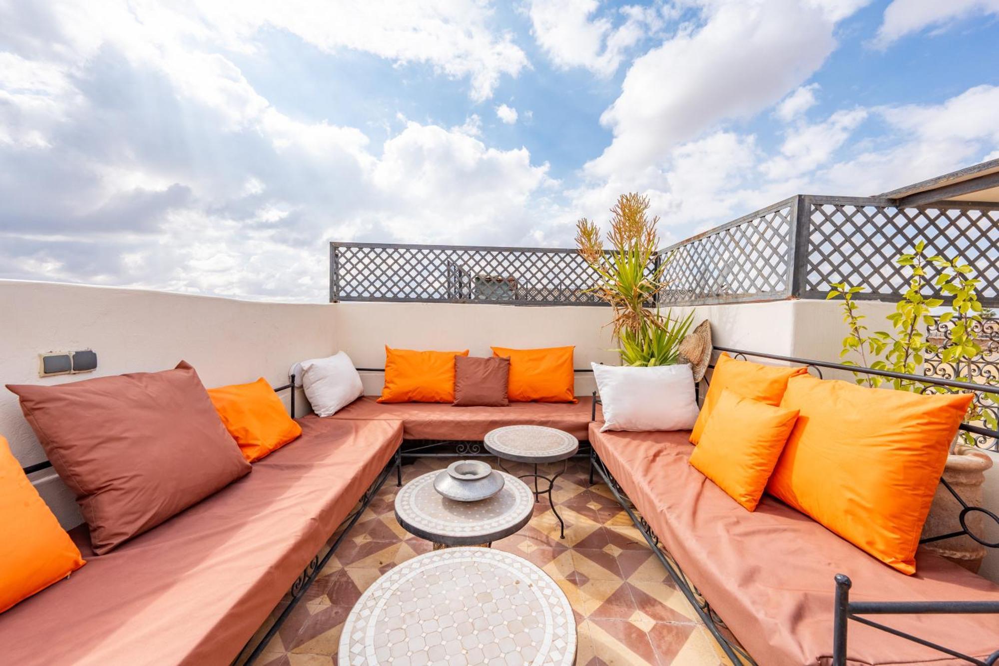 Riad Prive - 5 Minuts From Jamaa Fnaa Square & Souks - Marrakech マラケシュ エクステリア 写真