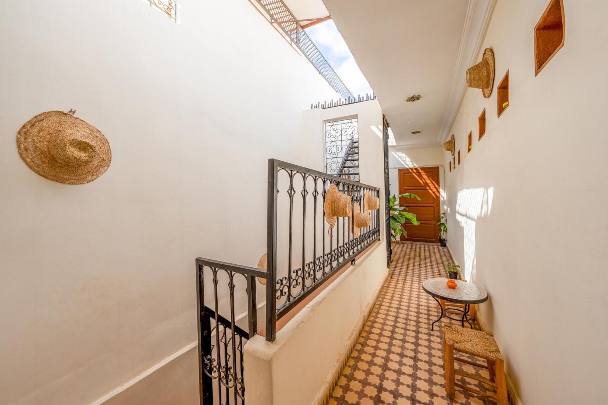 Riad Prive - 5 Minuts From Jamaa Fnaa Square & Souks - Marrakech マラケシュ エクステリア 写真